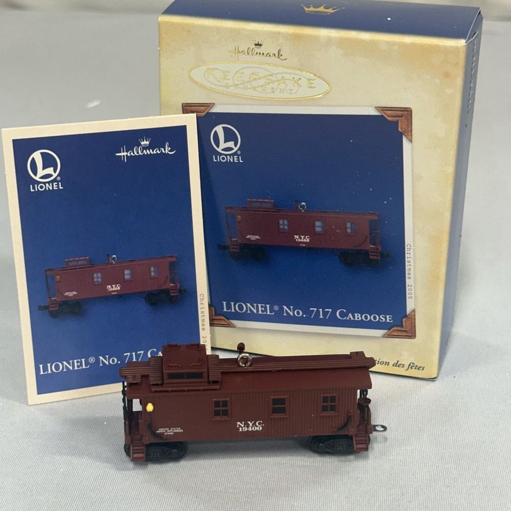 Vintage Hallmark Keepsake Lionel Railroad Ornaments (lot of 8) - Picture 3 of 9